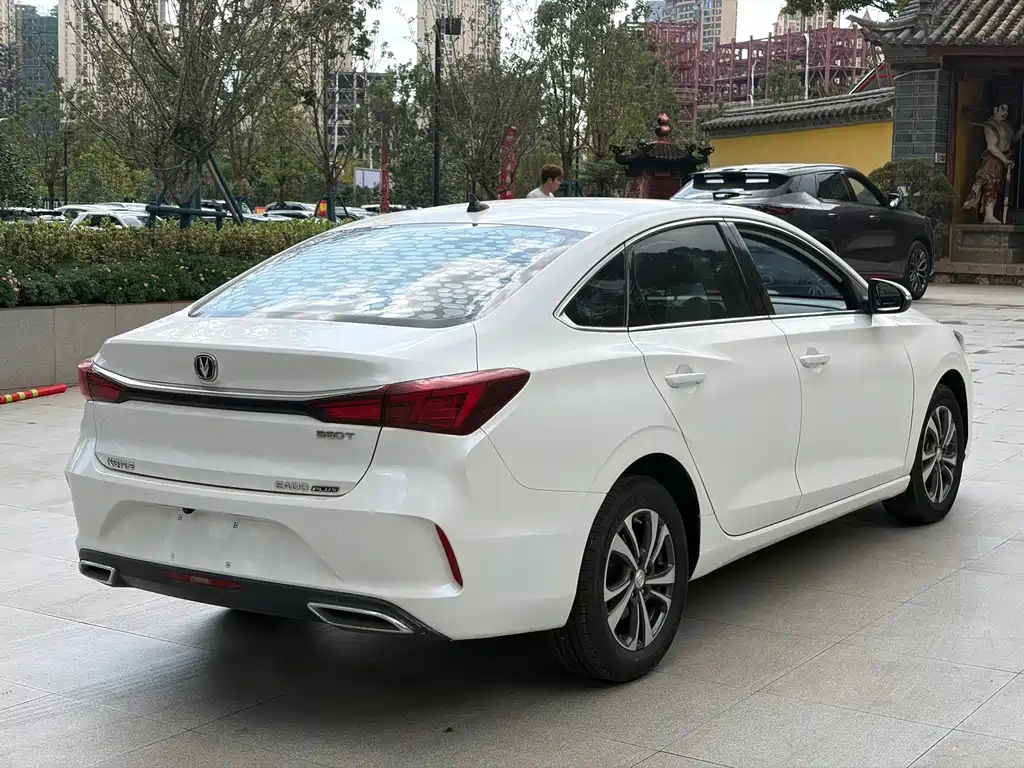 Changan Eado — миниатюра 13
