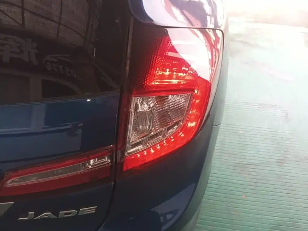 Honda Jade — миниатюра 8