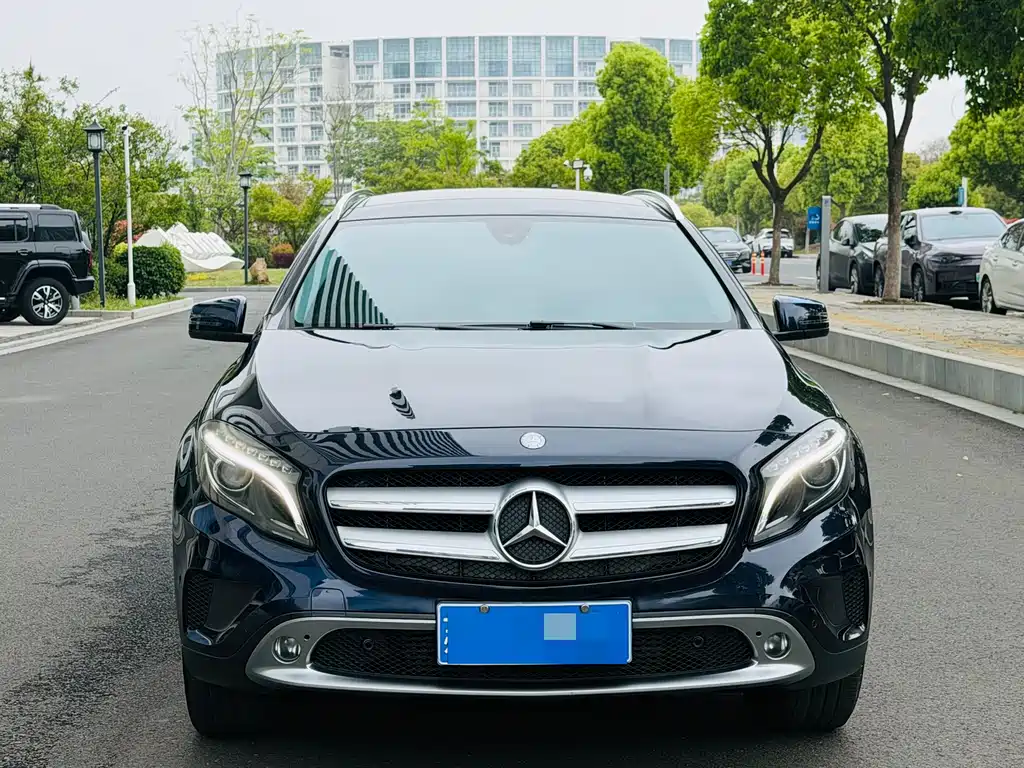 Mercedes-Benz GLA 2016