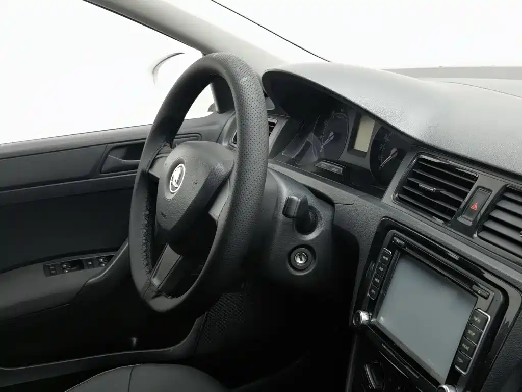 Skoda Rapid Spaceback — миниатюра 22