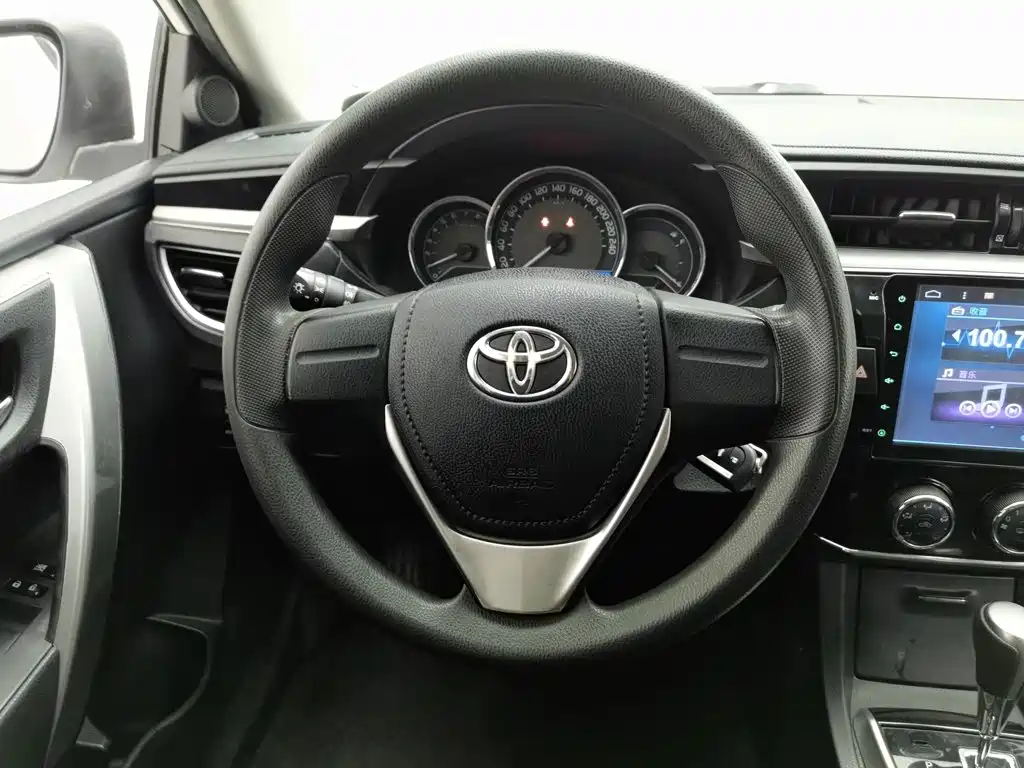Toyota Corolla — миниатюра 11