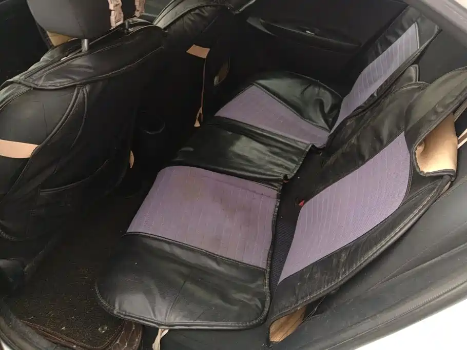 Toyota Yaris L — миниатюра 11