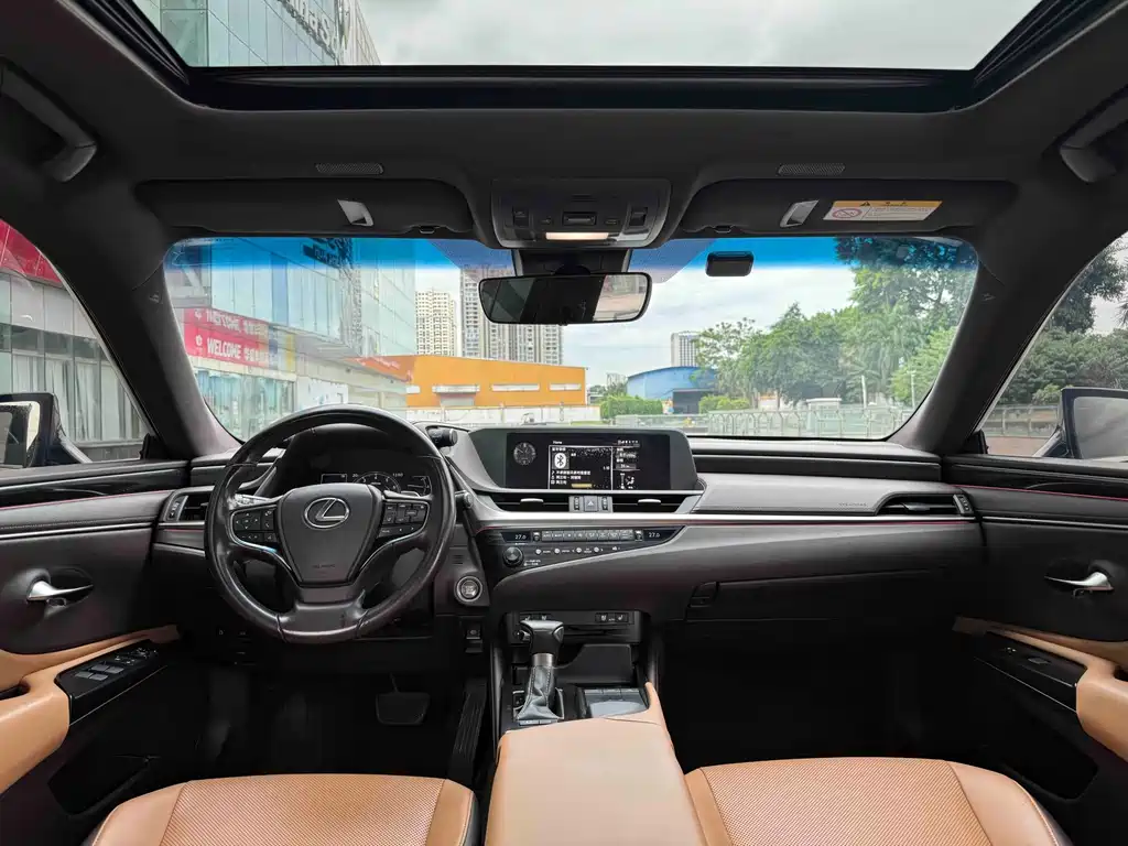 Lexus ES — миниатюра 9