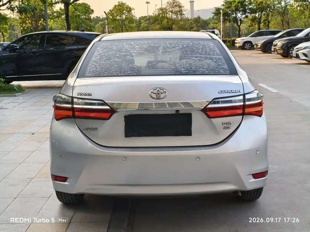 Toyota Corolla — миниатюра 8