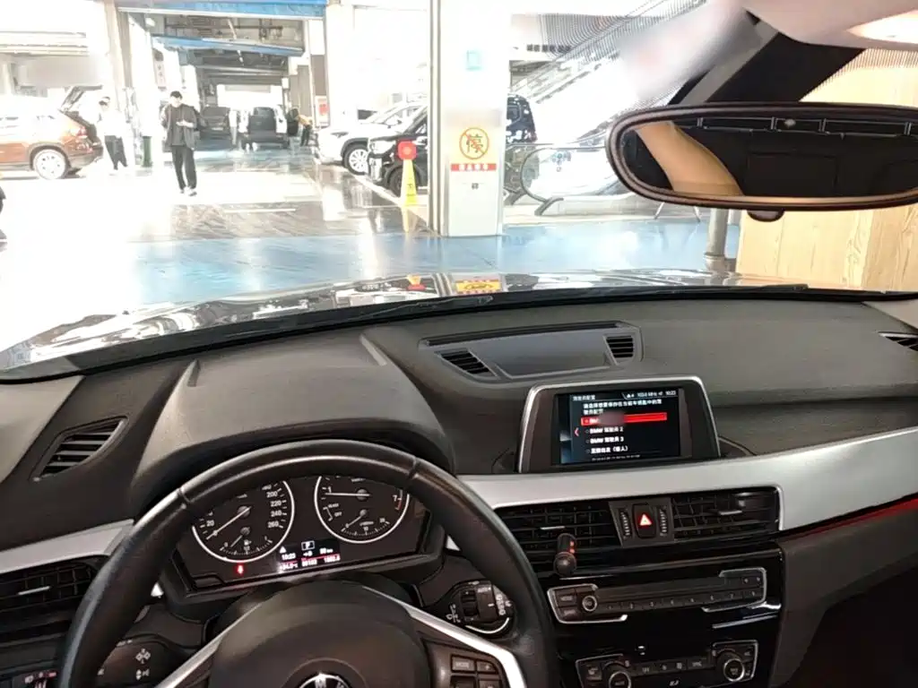 BMW X1 — миниатюра 10