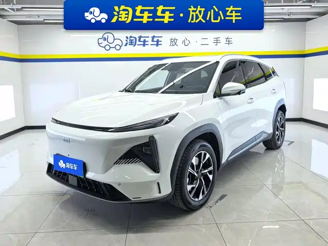 2024 Geely Galaxy L7