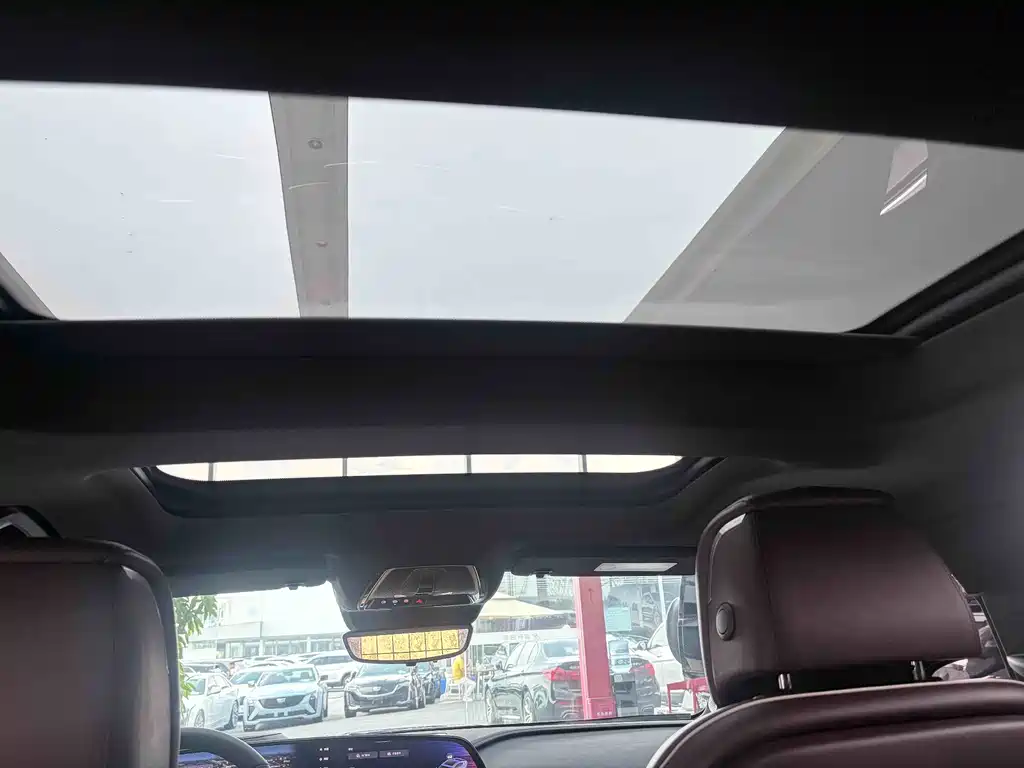 Cadillac CT6 — миниатюра 13