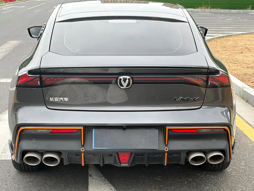 Changan UNI-V — миниатюра 4