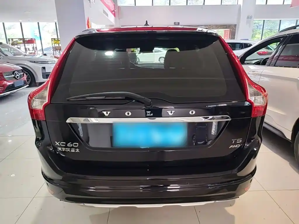 Volvo XC60 — миниатюра 6