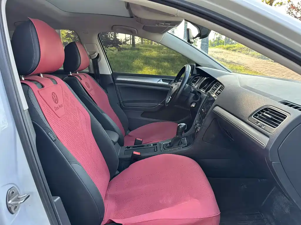 Volkswagen Golf — миниатюра 4