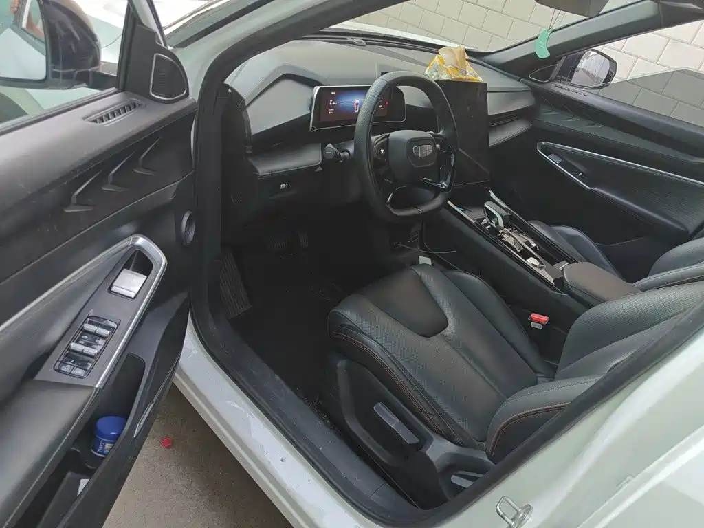 Geely Boyue — миниатюра 14
