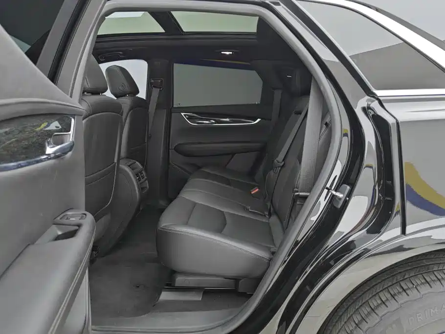 Cadillac XT5 — миниатюра 11