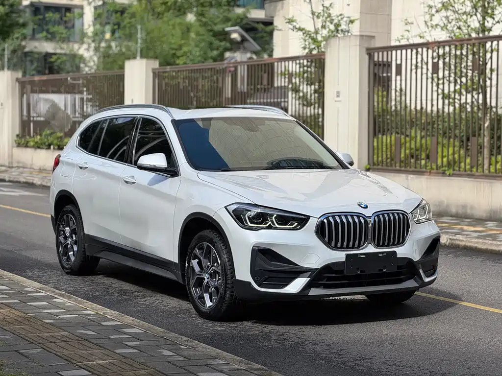 BMW X1 2022 sDrive25Li Lead