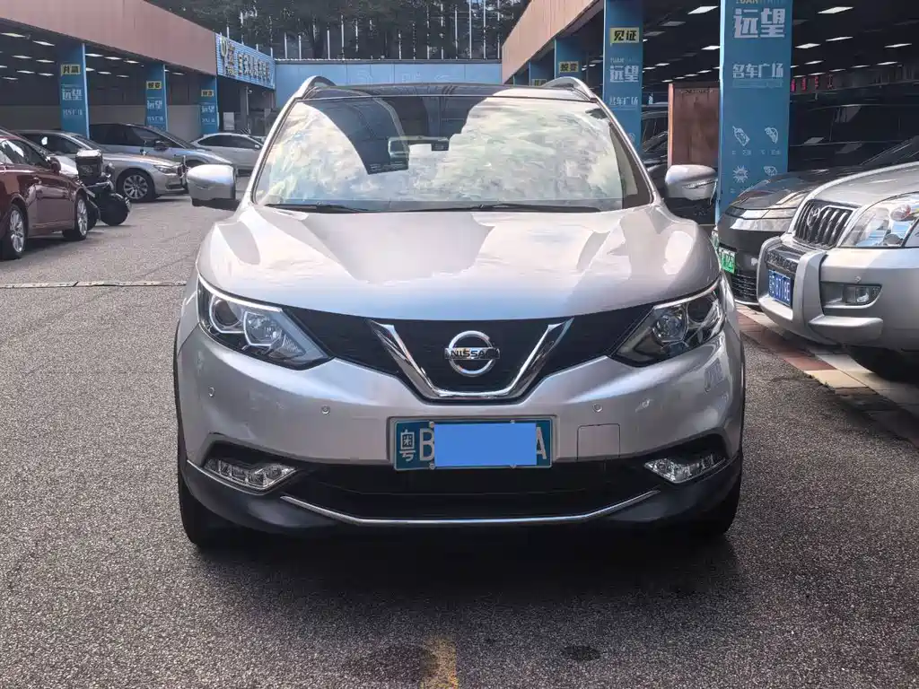 Nissan Qashqai — миниатюра 5