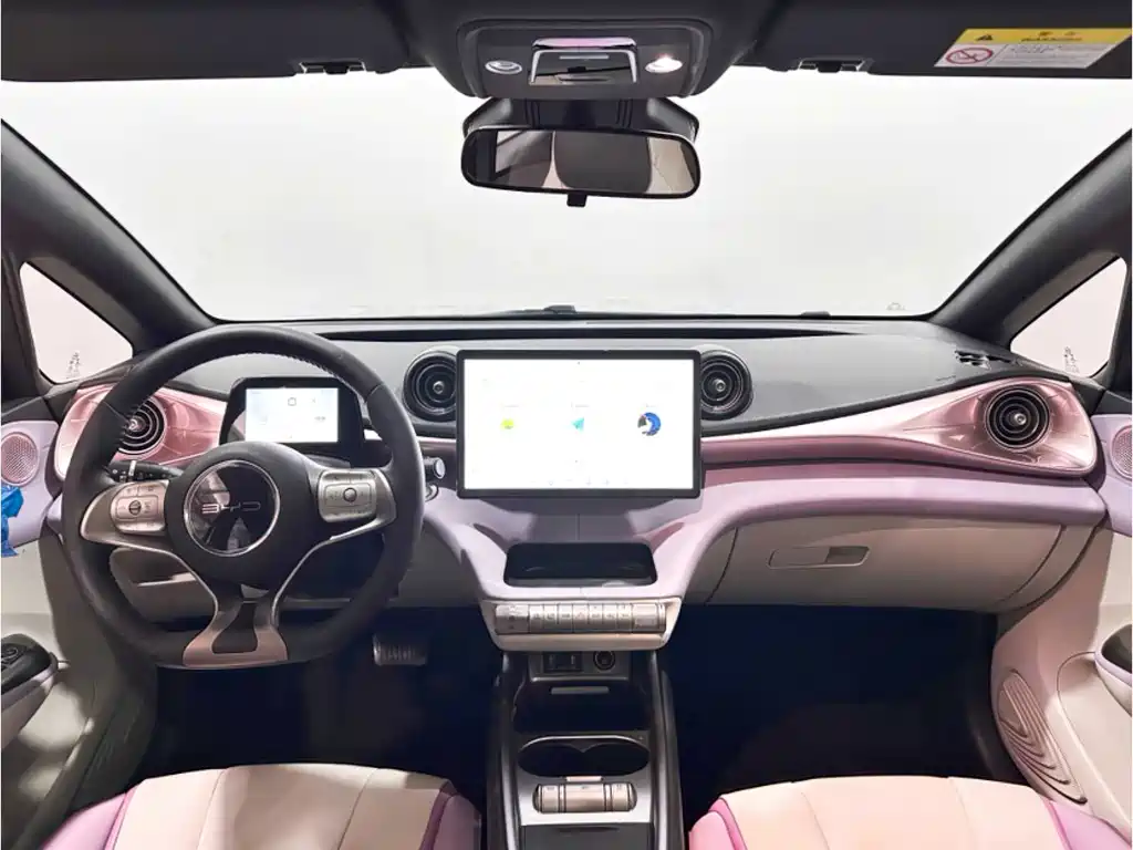 BYD Dolphin — миниатюра 6