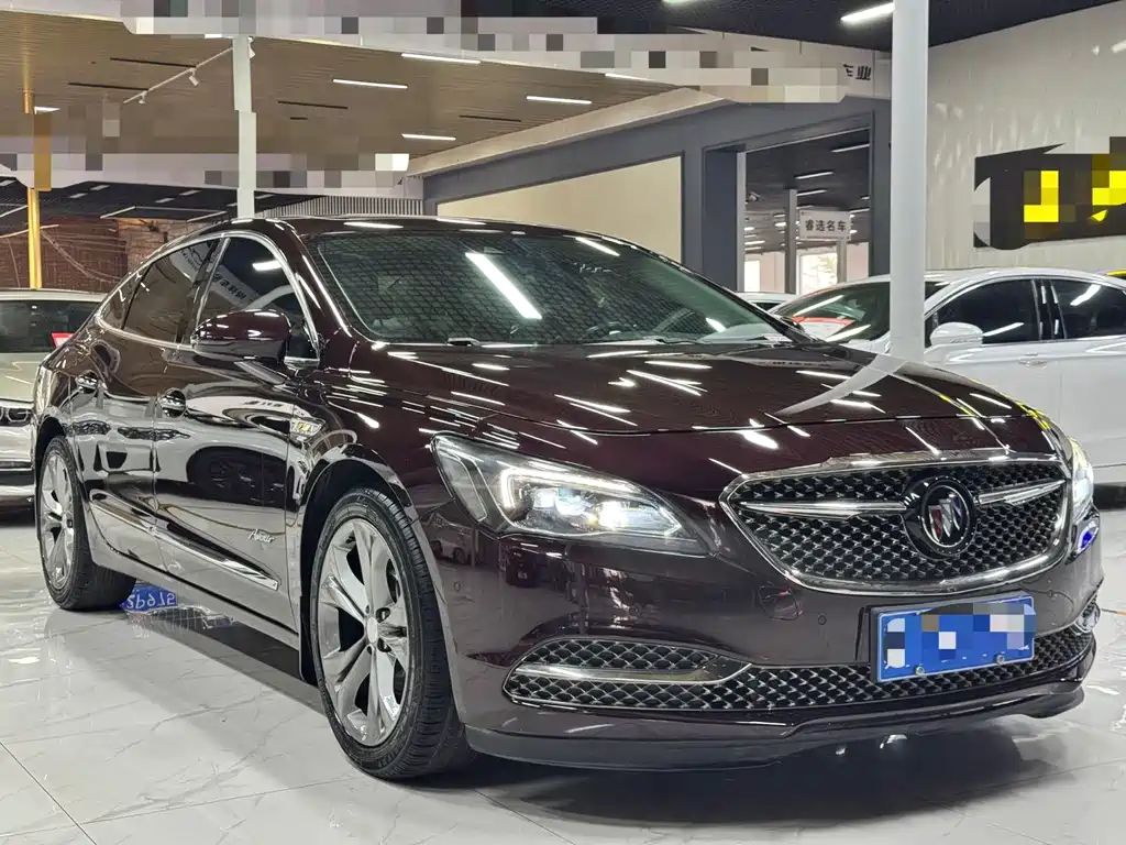 Buick LaCrosse 2018 28T Avenir