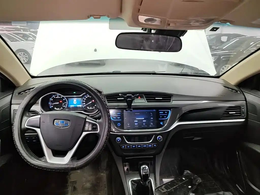 Geely Emgrand — миниатюра 10