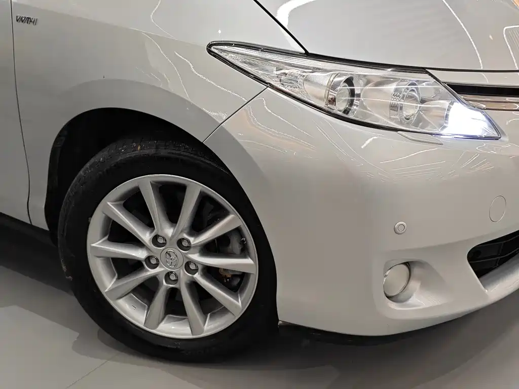 Toyota Previa — миниатюра 23