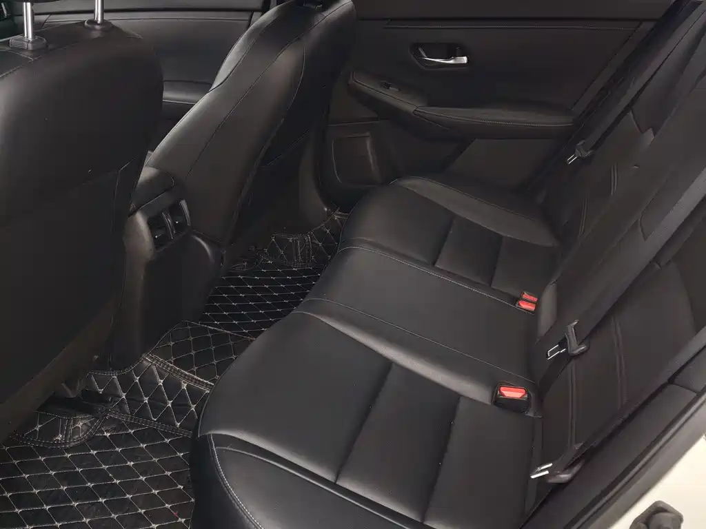 Nissan Sylphy 2020 1.6L XL CVT Enjoy