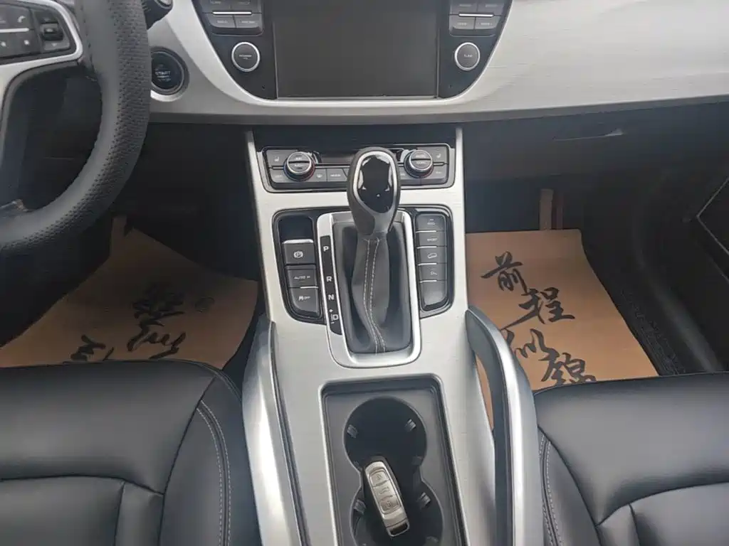Geely Boyue — миниатюра 14