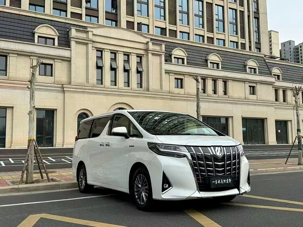 Toyota Alphard 2020