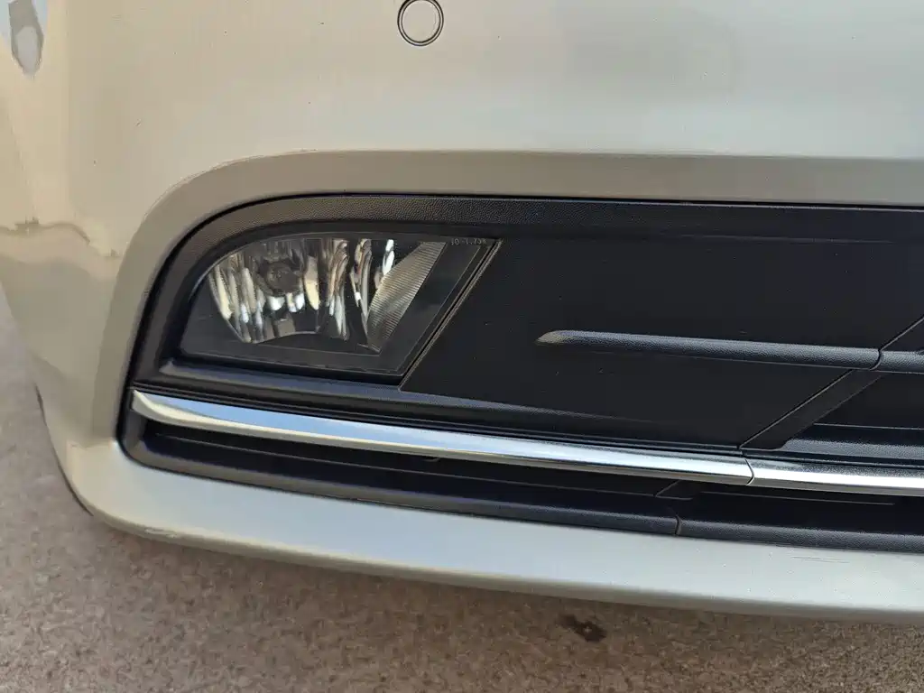 Volkswagen Sagitar — миниатюра 37