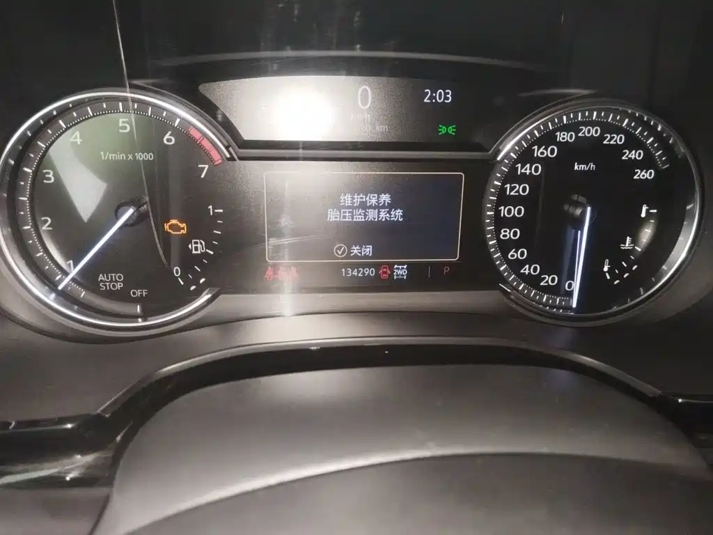 Cadillac XT5 — миниатюра 8