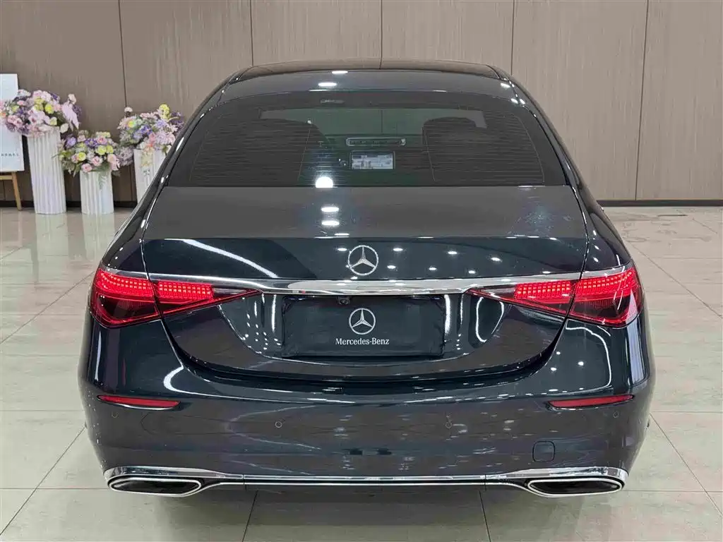 Mercedes-Benz S-Class — миниатюра 7