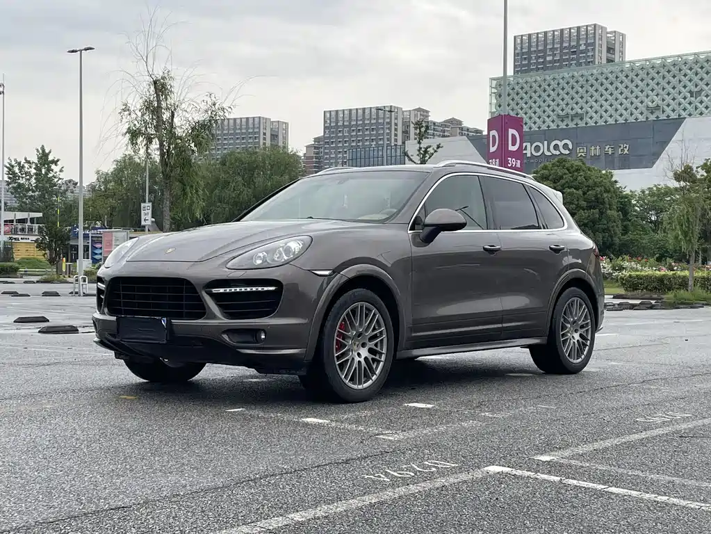 Porsche Cayenne 2013