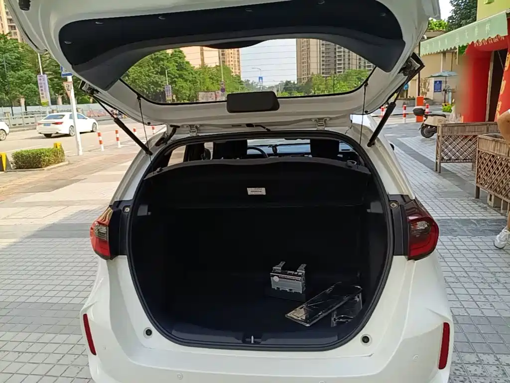 Honda Fit — миниатюра 19