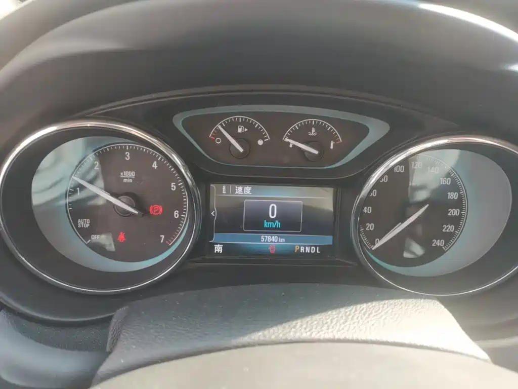 Buick Envision Plus — миниатюра 12
