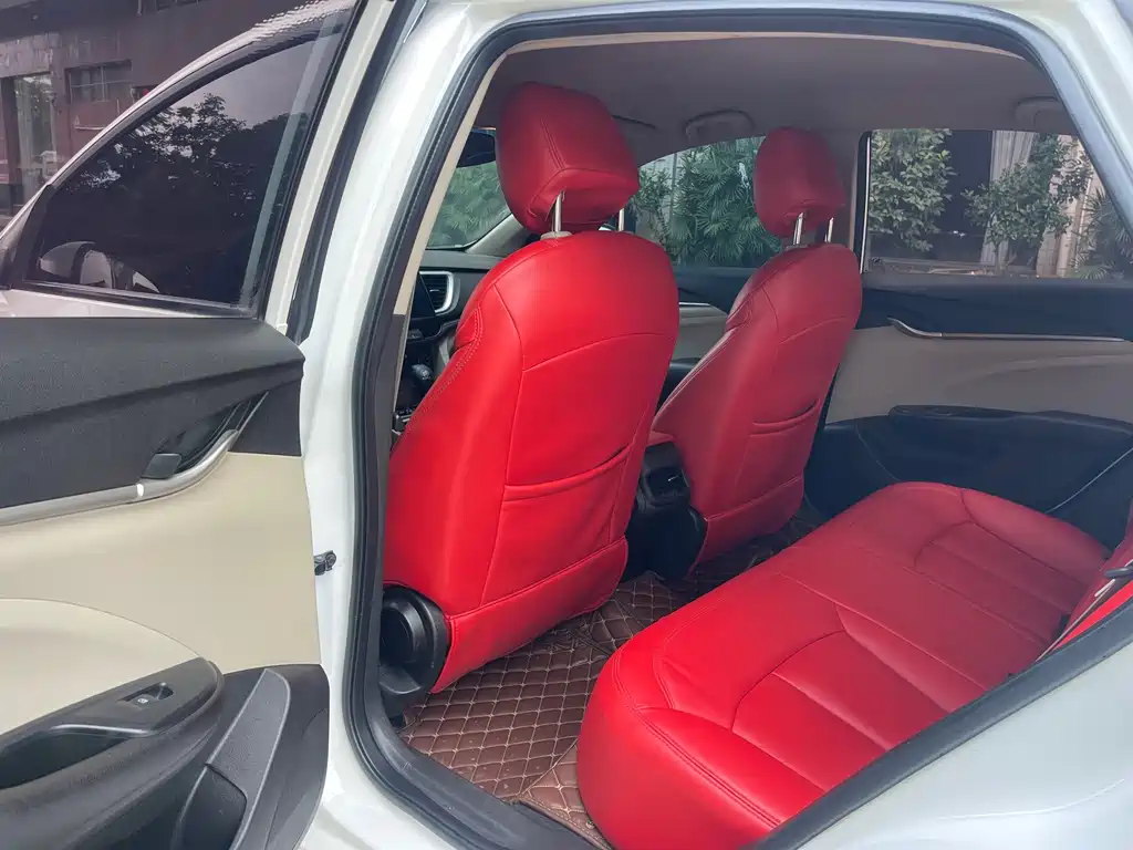 Buick Excelle — миниатюра 7