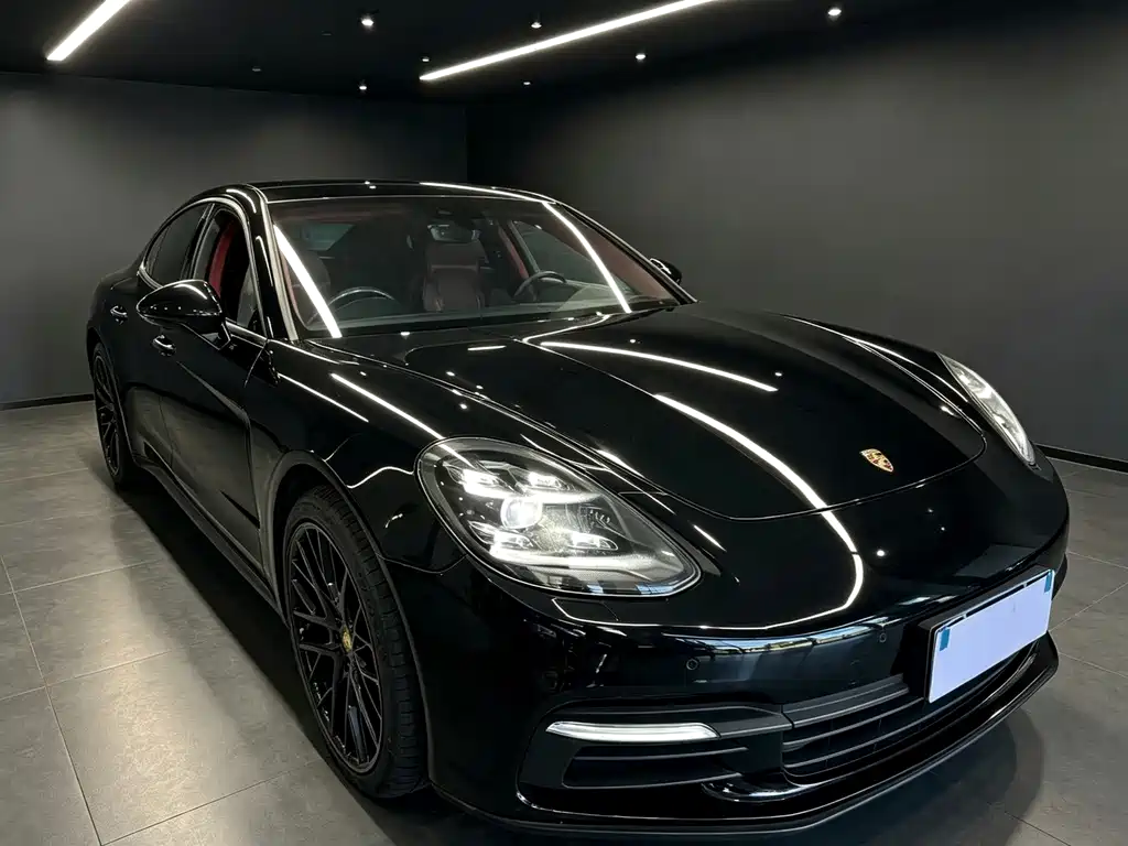 Porsche Panamera — миниатюра 2