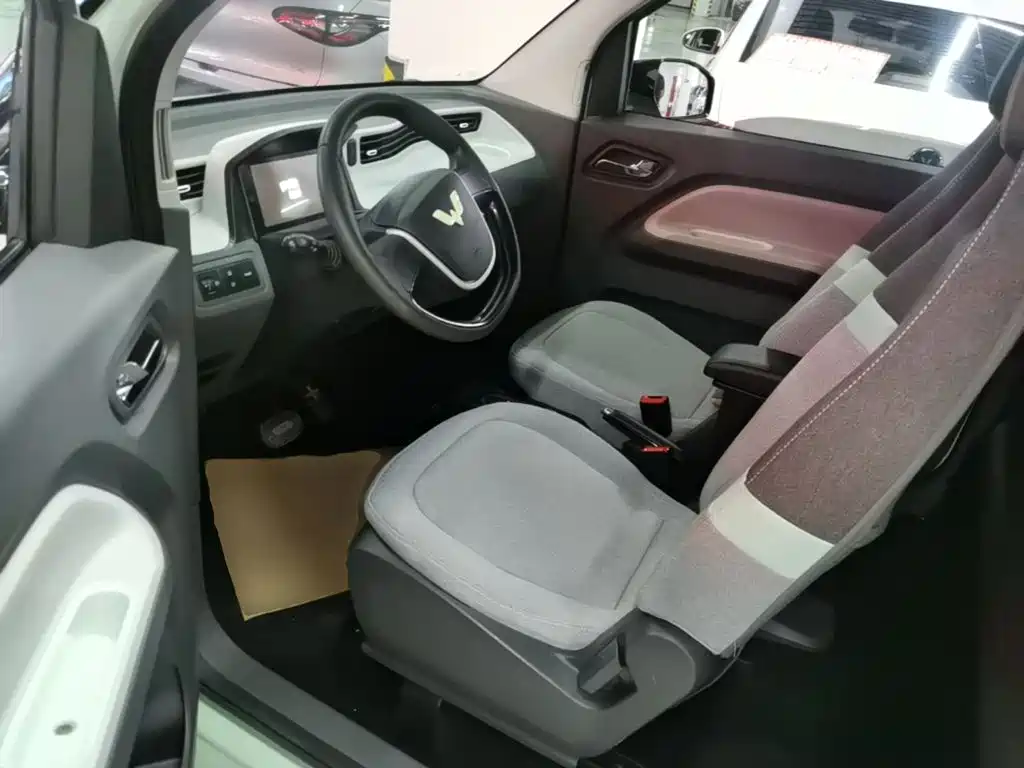 Wuling MINIEV — миниатюра 15