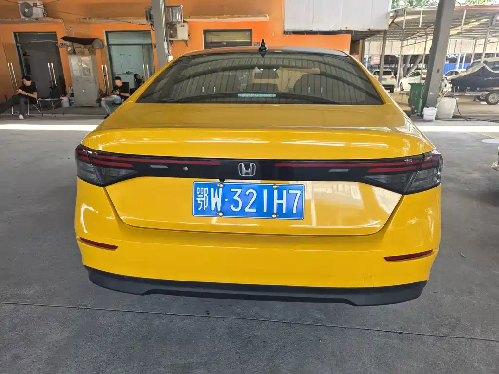 Honda Accord — миниатюра 15