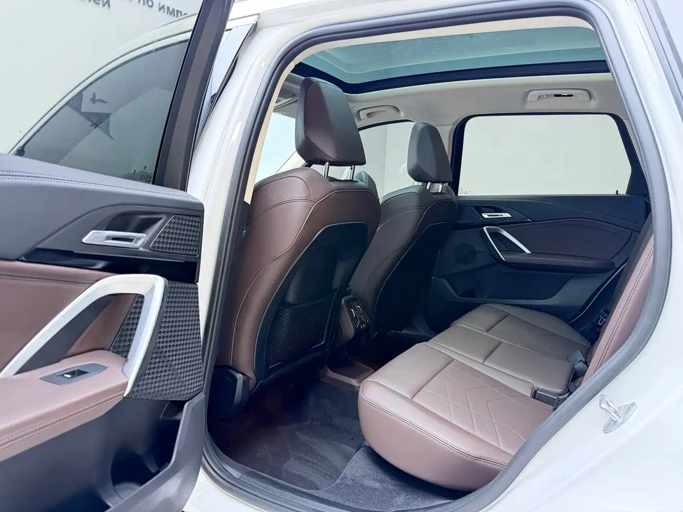 BMW X1 2023 Белый из Китая, фото 2