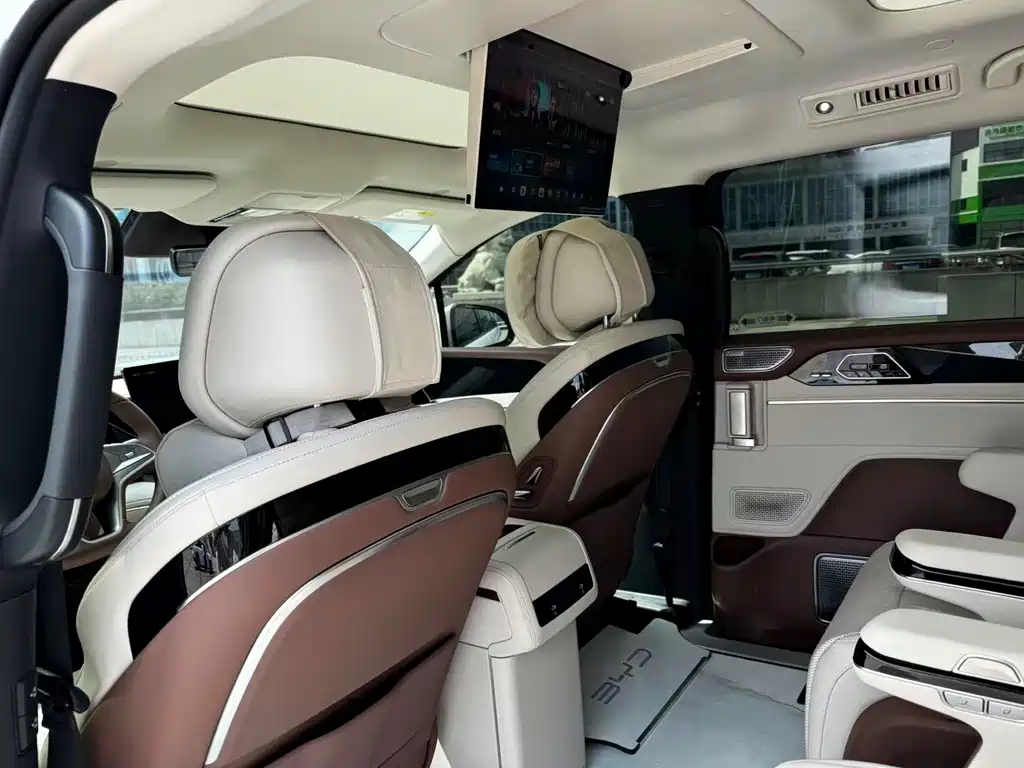 BYD Xia — миниатюра 13