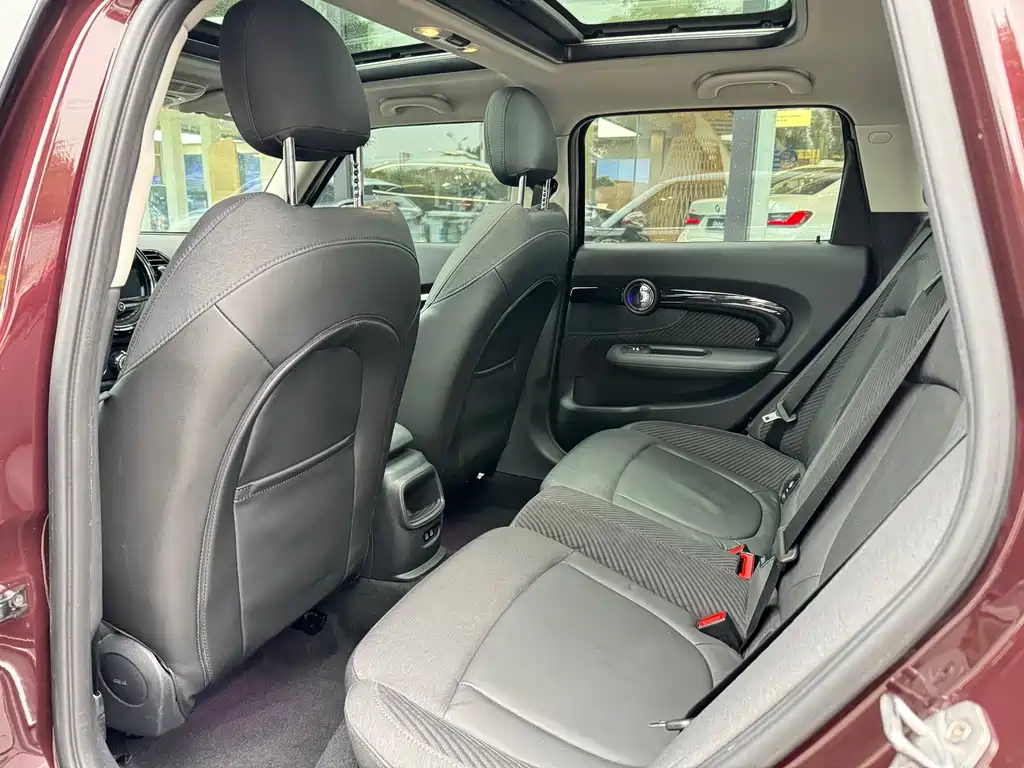 MINI Mini Clubman — миниатюра 17