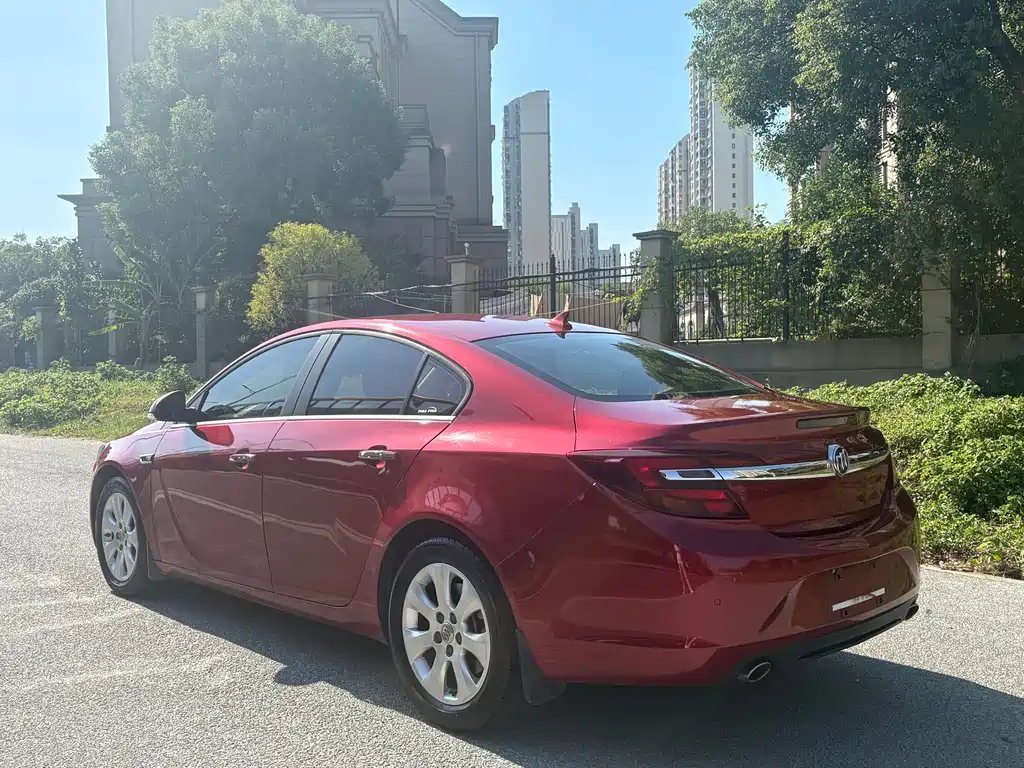 Buick Regal — миниатюра 5