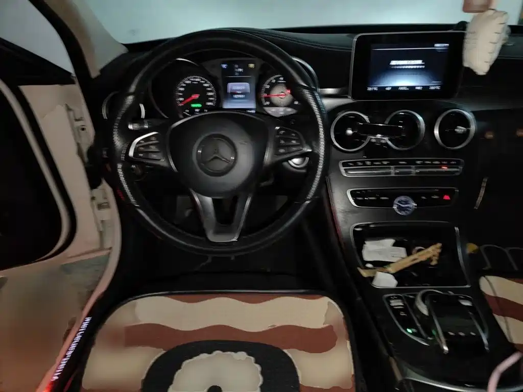 Mercedes-Benz C-Class — миниатюра 3