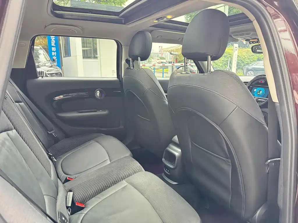 MINI Mini Clubman — миниатюра 13