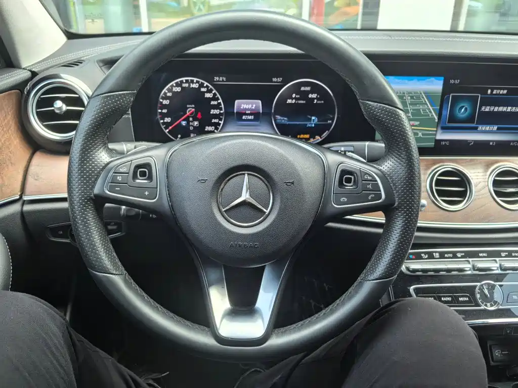 Mercedes-Benz E-Class E 2017 E 200 L 4MATIC