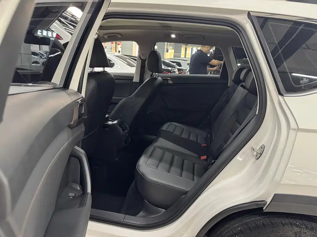 Volkswagen Tharu XR 280TSI 2WD Luxury Edition, фото 6