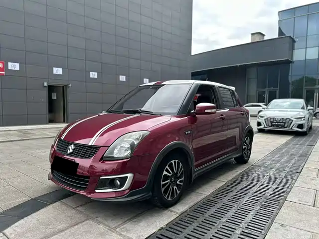 SUZUKI SWIFT 2016