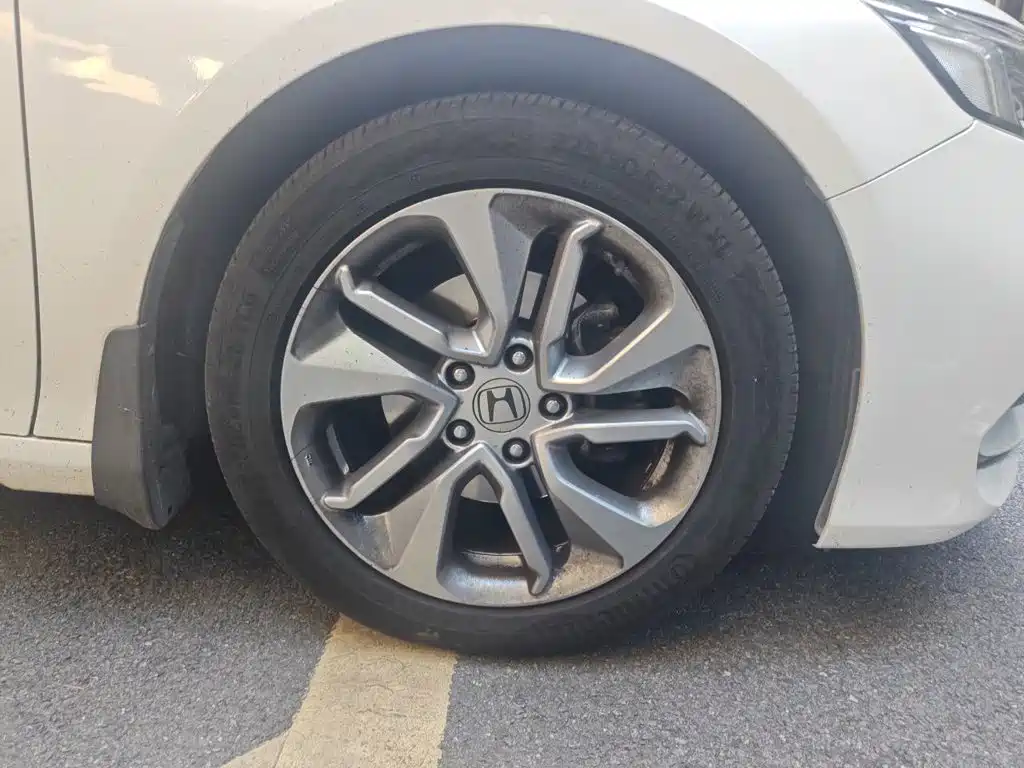 Honda Accord — миниатюра 24