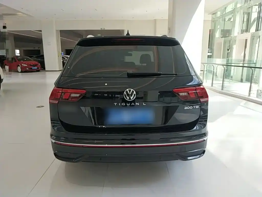 Volkswagen Tiguan L — миниатюра 6