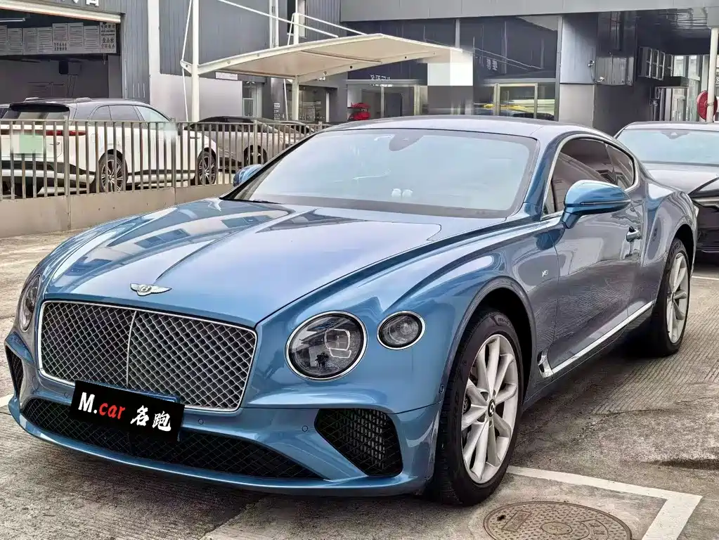 Bentley Continental 2021