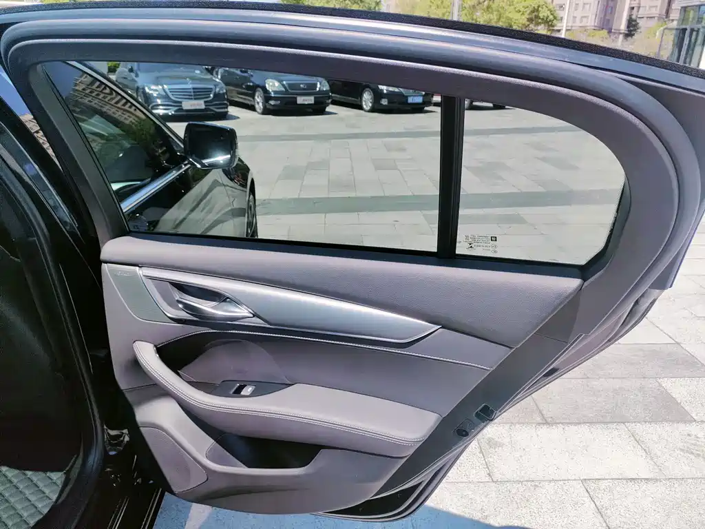 Cadillac CT5 — миниатюра 33