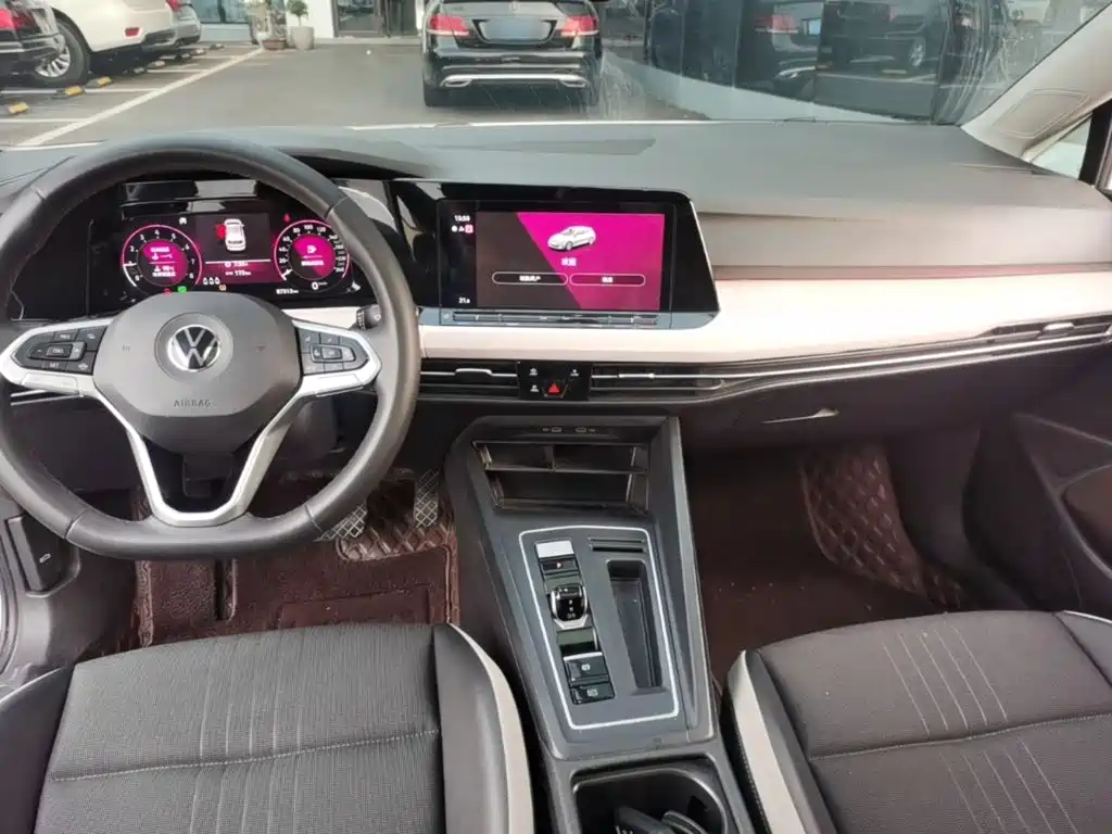 Volkswagen Golf — миниатюра 10