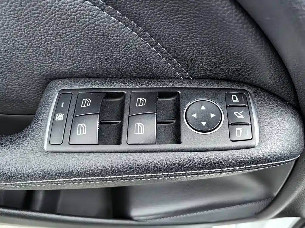 Mercedes-Benz B-Class — миниатюра 9